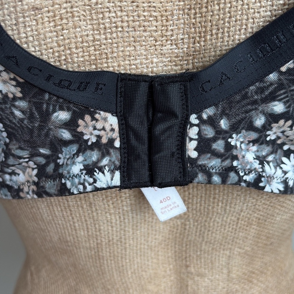 Cacique Boost Plunge Floral Bra Size 40D - Picture 3 of 5